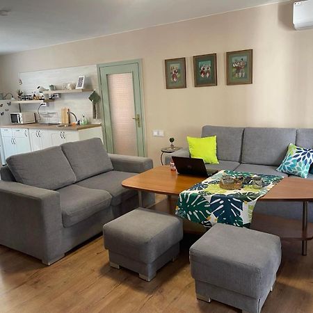 Nido Cozy 3Br Apartment Kapana Top Center بلوفديف المظهر الخارجي الصورة